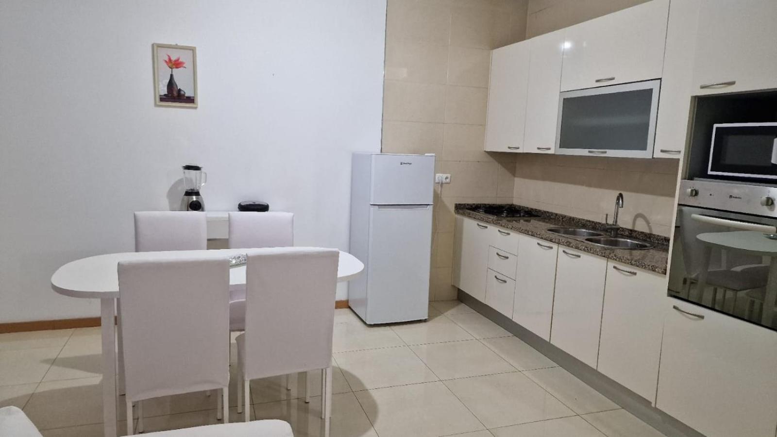 Casa De Ferias Com 2 Quartos Ou Aluguer Diaria Praia Eksteriør bilde